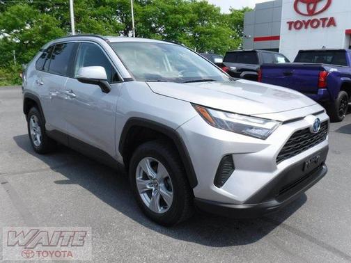 2022 Toyota RAV4 Hybrid XLE