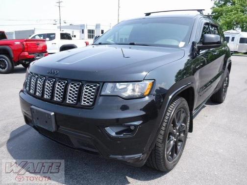 2018 Jeep Grand Cherokee Altitude