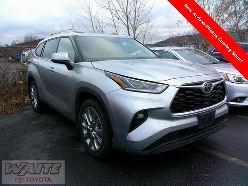 2022 Toyota Highlander Limited