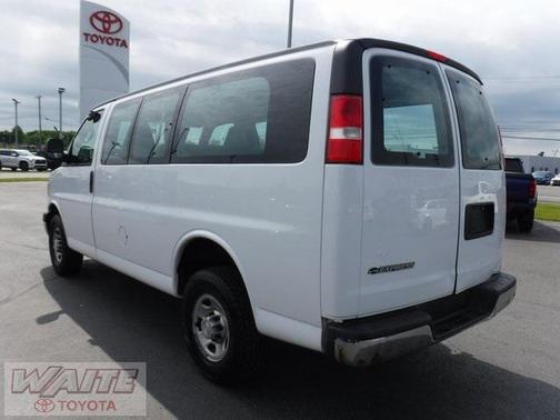 2017 Chevrolet Express 2500 Work Van