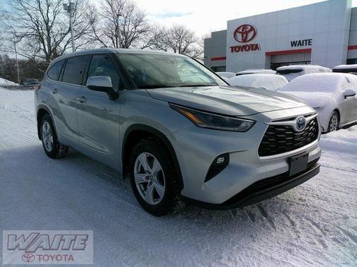 2021 Toyota Highlander Hybrid LE