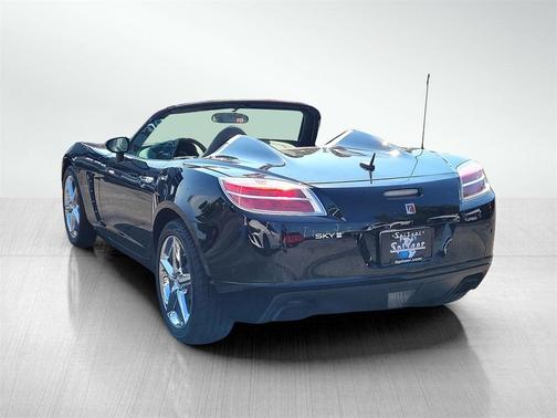 2008 Saturn Sky Red Line