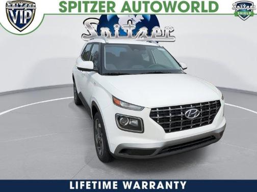 Lunar White 2026 Hyundai VENUE SEL
