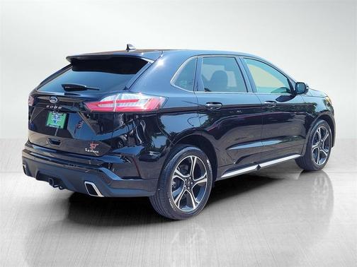 2022 Ford Edge ST
