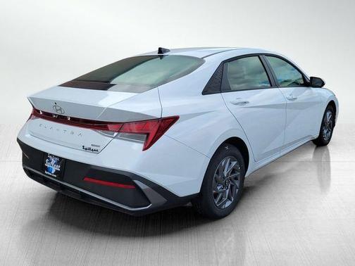 2025 Hyundai ELANTRA HEV Blue