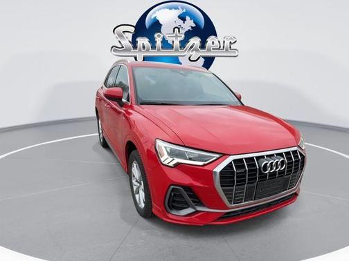 2024 Audi Q3 45 S line Premium