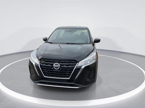 2022 Nissan Kicks S