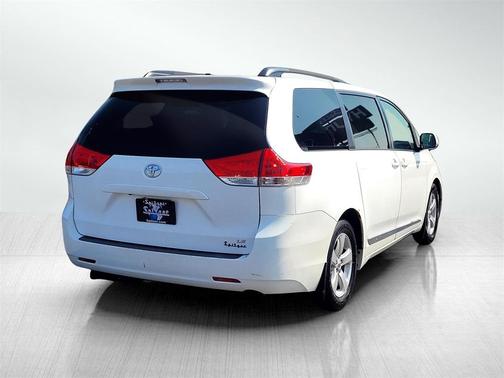 2011 Toyota Sienna Base