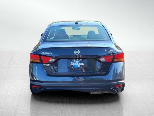 2022 Nissan Altima 2.5 SV