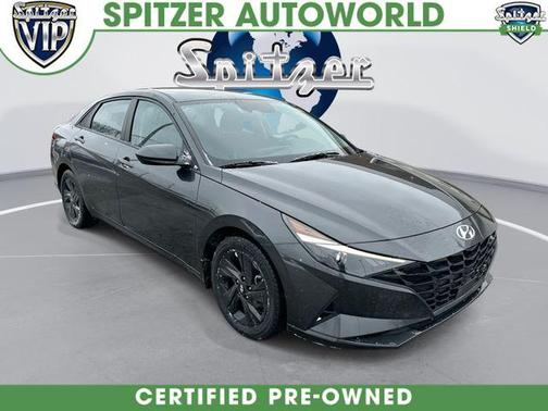 2022 Hyundai ELANTRA SEL