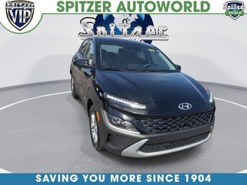 Abyss Black Pearl 2023 Hyundai KONA SE