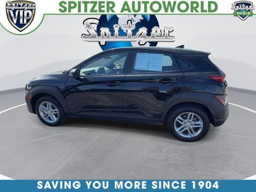 Abyss Black Pearl 2023 Hyundai KONA SE