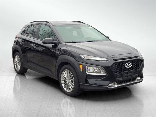 2020 Hyundai KONA SEL Plus