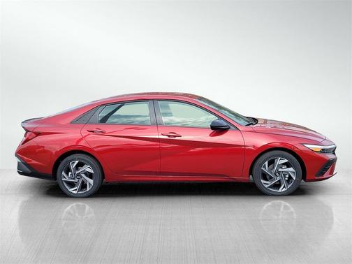 2025 Hyundai ELANTRA HEV SEL Sport