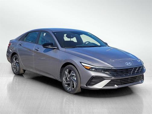 2025 Hyundai ELANTRA HEV SEL Sport