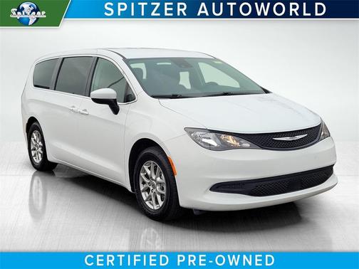 2023 Chrysler Voyager LX