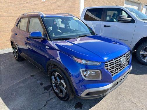 2023 Hyundai VENUE Limited