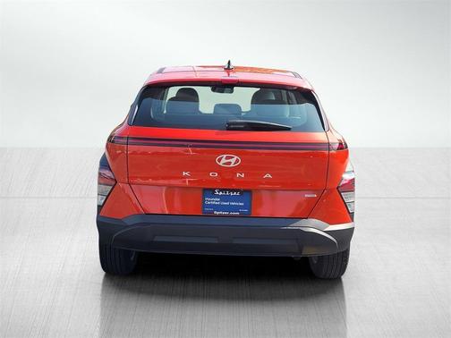 2025 Hyundai KONA SE