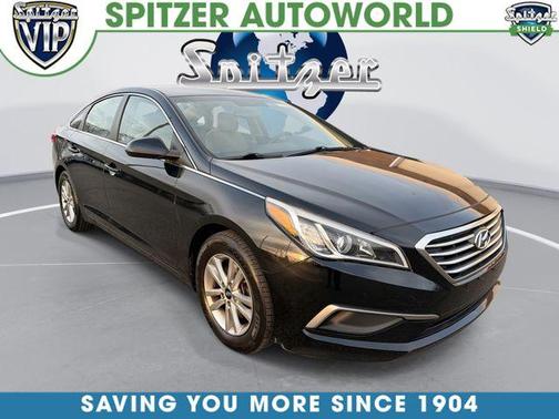 2017 Hyundai SONATA SE