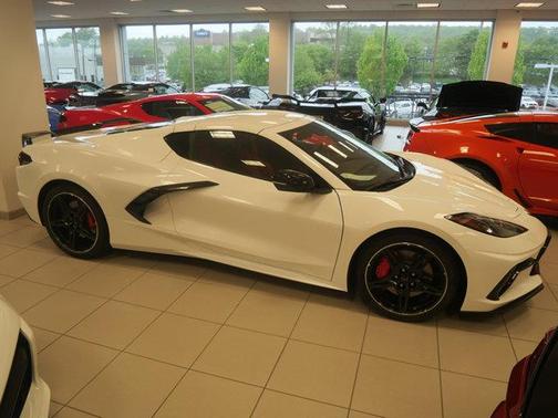 2024 Chevrolet Corvette Stingray w/2LT