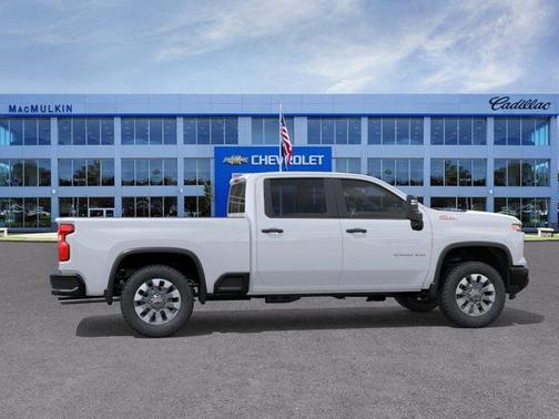 Summit White 2026 Chevrolet Silverado 2500 Custom