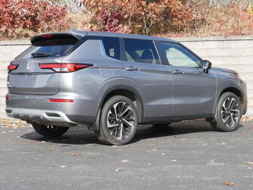 2022 Mitsubishi Outlander