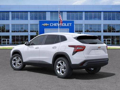 2025 Chevrolet Trax LS