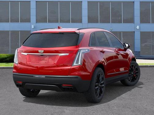 2025 Cadillac XT5 Sport