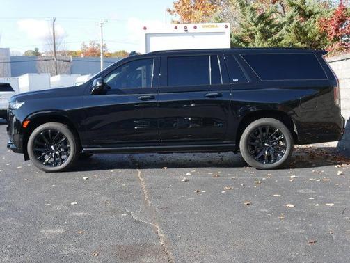 2024 Cadillac Escalade ESV Sport