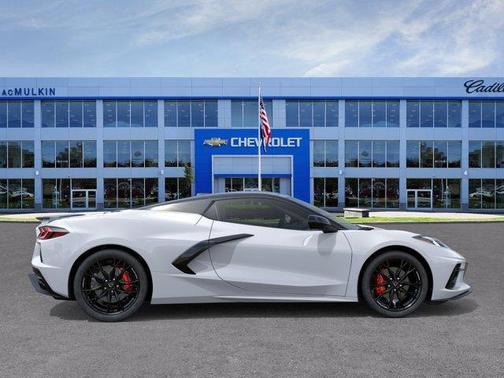 Arctic White 2026 Chevrolet Corvette Stingray w/2LT