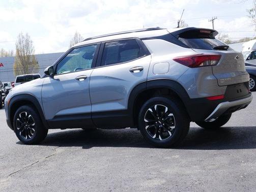 Sterling Gray Metallic 2023 Chevrolet Trailblazer LT