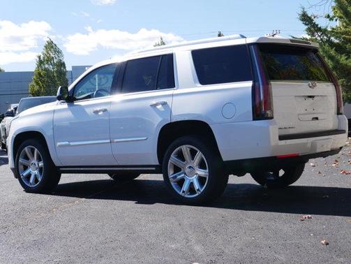 2017 Cadillac Escalade Premium Luxury