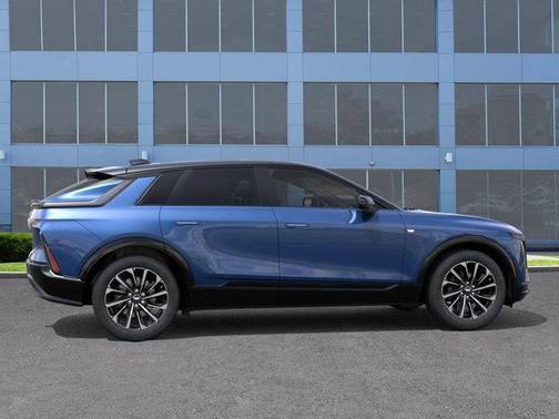 2025 Cadillac LYRIQ Sport