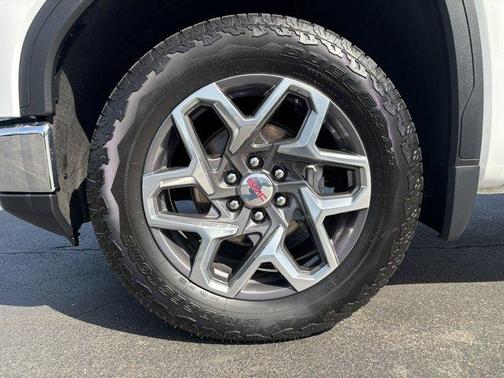 2023 GMC Sierra 1500 SLE