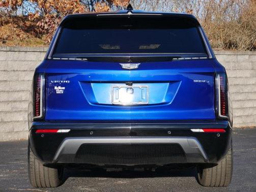 2026 Cadillac VISTIQ Sport