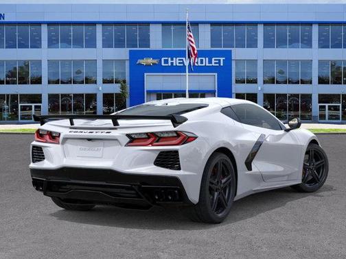2026 Chevrolet Corvette Stingray w/2LT