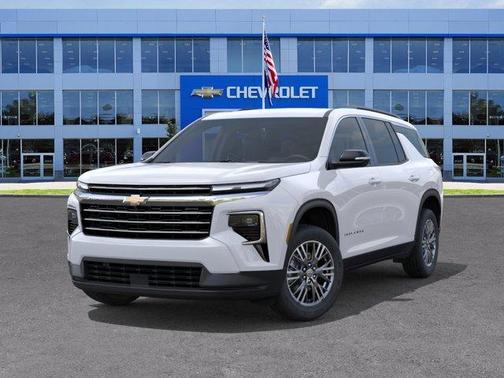Summit White 2026 Chevrolet Traverse LT
