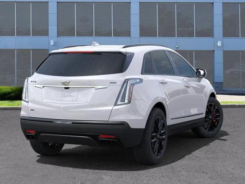 2025 Cadillac XT5 Sport
