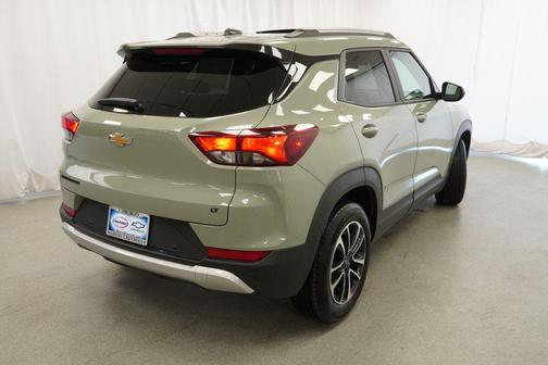 Cacti Green 2026 Chevrolet Trailblazer LT