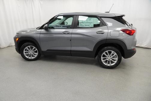 Sterling Gray Metallic 2026 Chevrolet Trailblazer LS