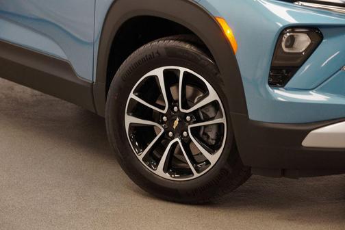 Marina Blue Metallic 2026 Chevrolet Trailblazer LT