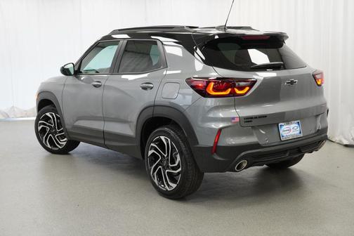 Sterling Gray Metallic 2026 Chevrolet Trailblazer RS