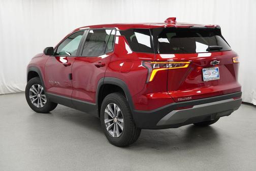 Radiant Red Tintcoat 2027 Chevrolet Equinox 1LT