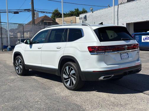 Opal White 2024 Volkswagen Atlas 2.0T SEL