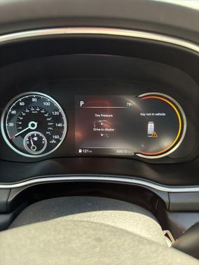 Lima Red 2021 Genesis GV80 2.5T