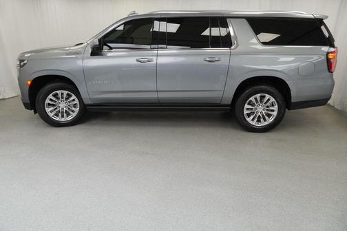Sterling Gray Metallic 2023 Chevrolet Suburban 4WD High Country