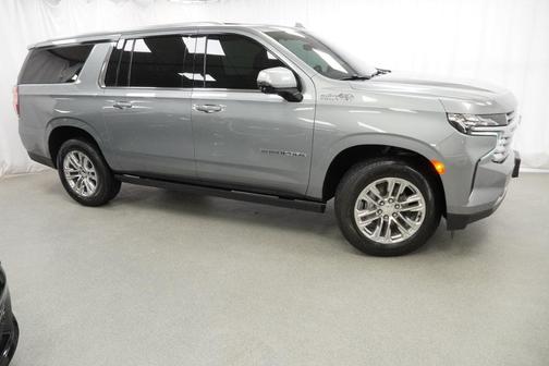Sterling Gray Metallic 2023 Chevrolet Suburban 4WD High Country