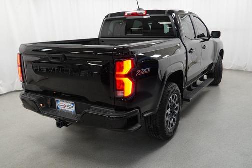 Black 2024 Chevrolet Colorado Z71