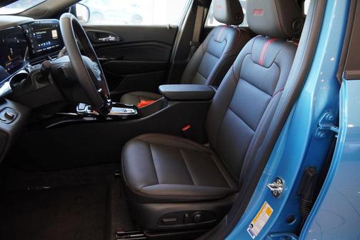 Marina Blue Metallic 2026 Chevrolet Trax FWD 2RS