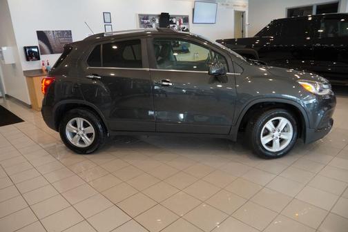 Gray Metallic 2018 Chevrolet Trax LT